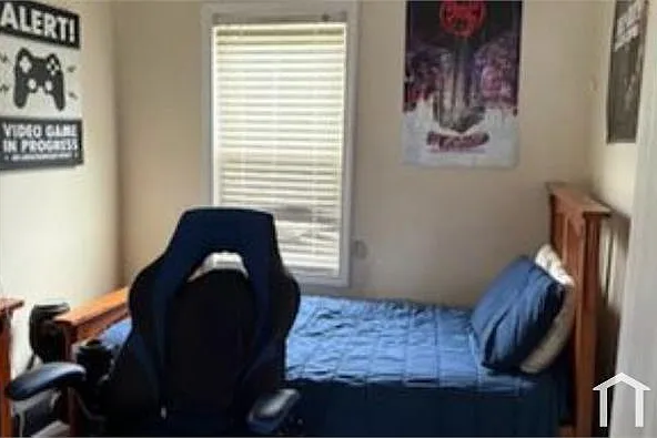 2 bed, 630 sqft, $2,100 — Photo 3