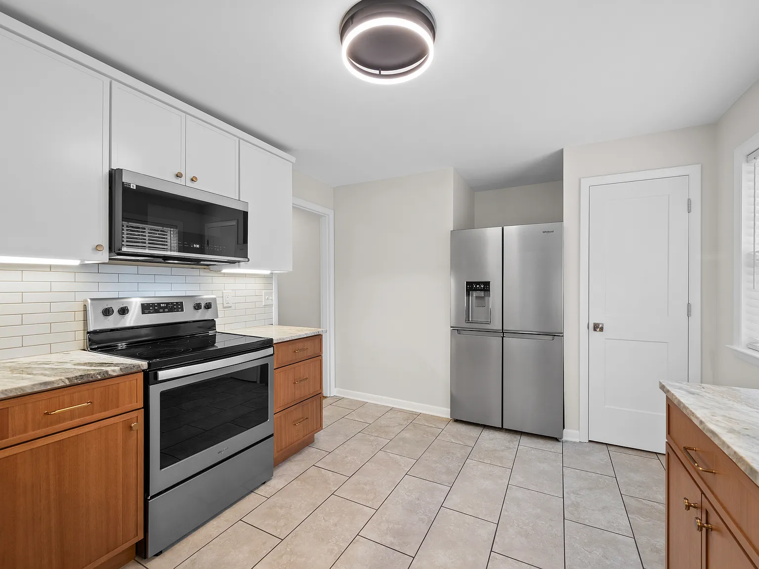 3 bed, 1603 sqft, $1,840 — Photo 4