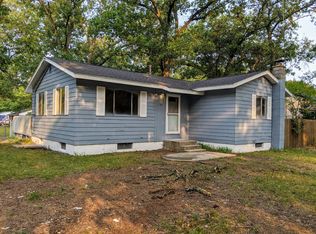 111 N Dangl Rd, Muskegon, MI 49442