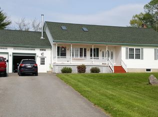 643 Hudson Rd, Glenburn, ME 04401