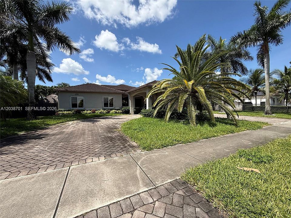 1st image of 16940 SW 296th St