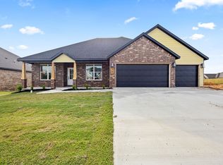 4767 Cowboy St, Springdale, AR 72762