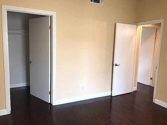 5th image of 422 S Lake St APT 107