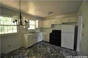 5th image of 113 Edgewood Dr