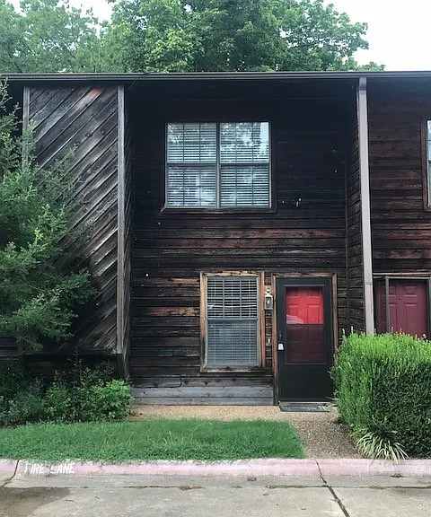 1376 N Oakland Ave #9 — Photo 1