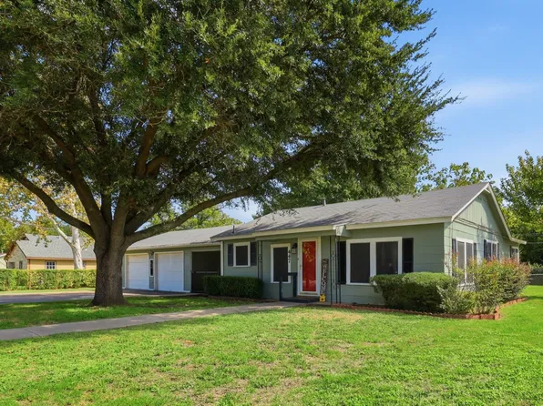 447 Bales St, Cleburne, TX 76033