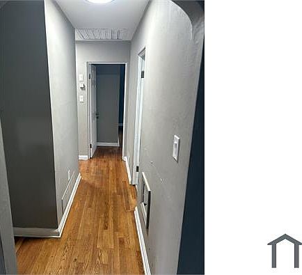 3rd image of 10098 Grosvenor Dr
