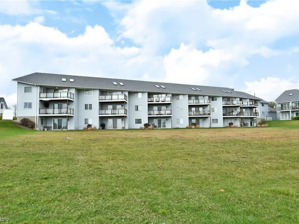 1025 Harbor St APT 35, Conneaut, OH 44030
