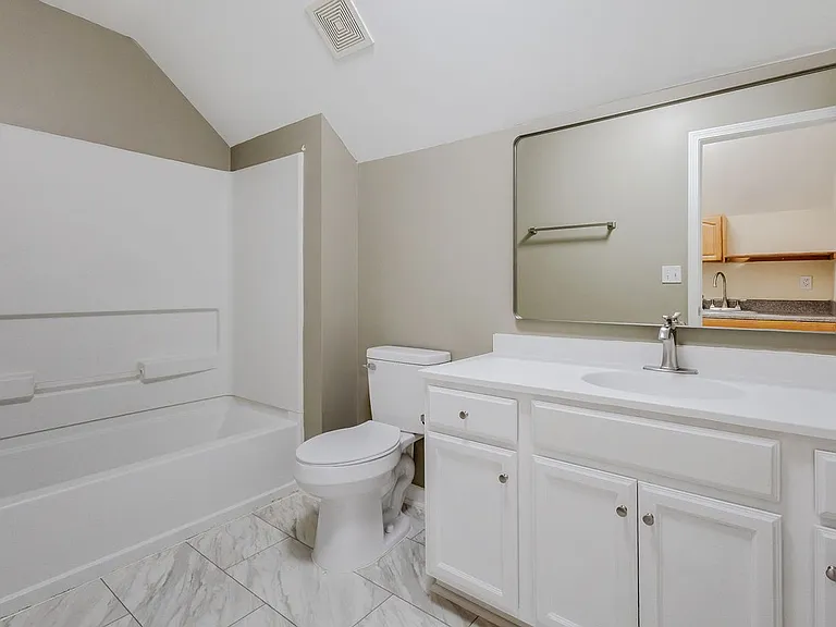16 Castello Ave — Photo 25