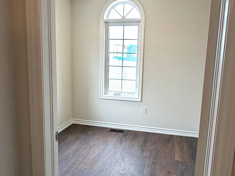 620 Colborne St W #72 — Photo 17