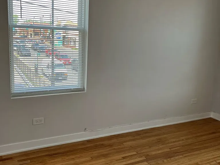 4001 Montrose — Photo 14