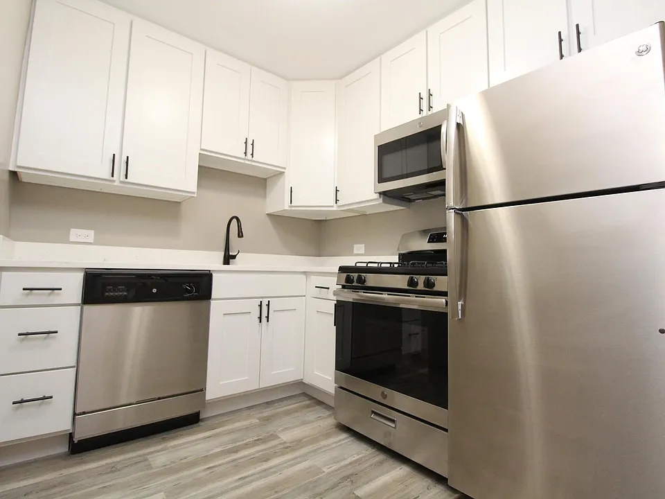 2230 N Orchard St #204