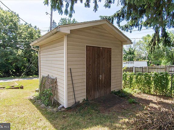 5th image of 342 N Cannon Ave