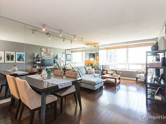 Living Room/Dining Room