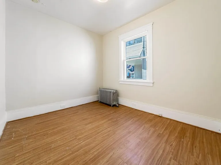 3402 Roehl Ave — Photo 43