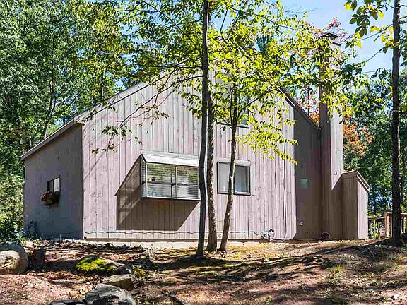 5th image of 111 Coburn Woods #131