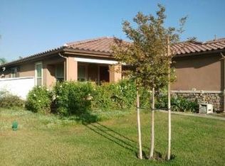 317 Daylily Dr, Perris, CA 92571