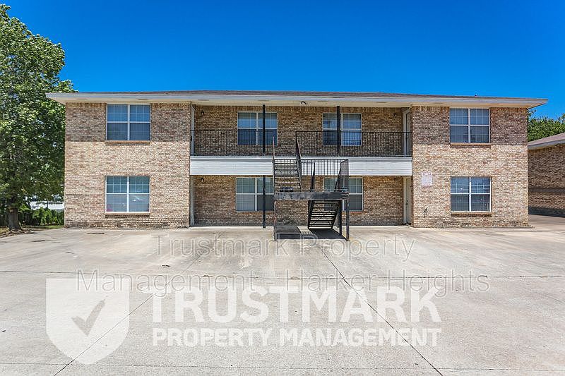 1st image of 700 S Amy Ln APT 304