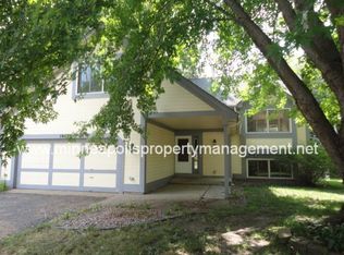 10488 Eagle St NW, Coon Rapids, MN 55433