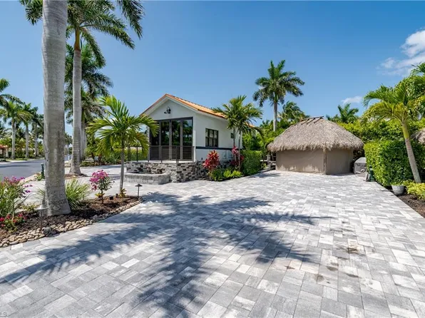 13613 Snapper LN, NAPLES, FL 34114