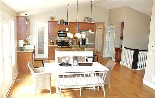 5th image of 1342 Tufton Dr SW