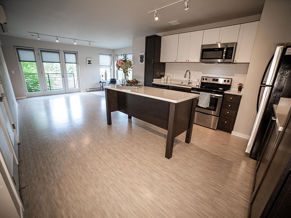 1st image of 3806 28th Ave S #5608b2296