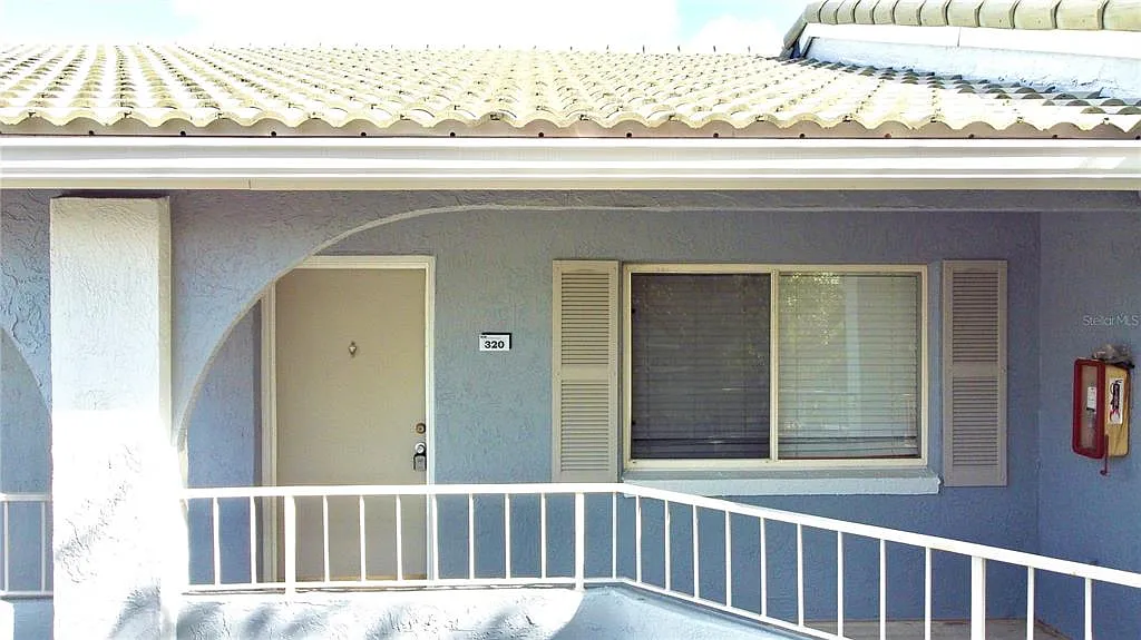 2 bed, 2.0 bath, 992 sqft, $1,600 — Photo 1