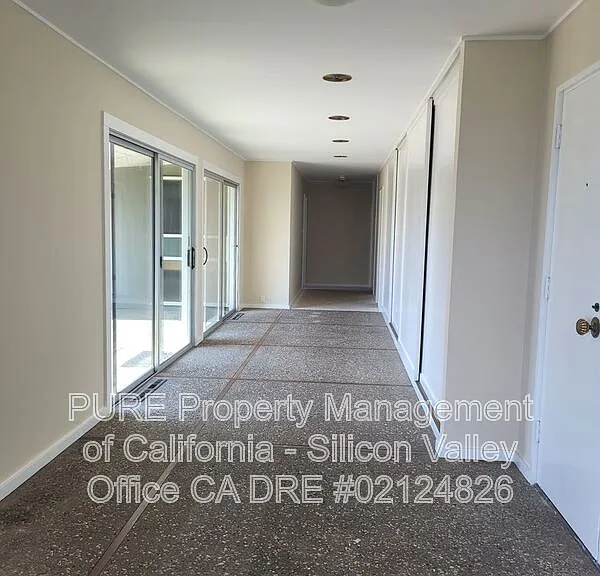 21224 Saratoga Hills Rd — Photo 15