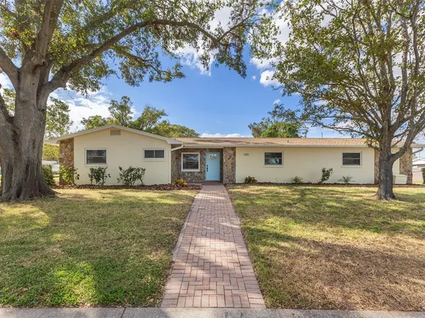 1200 56th St N, Saint Petersburg, FL 33710