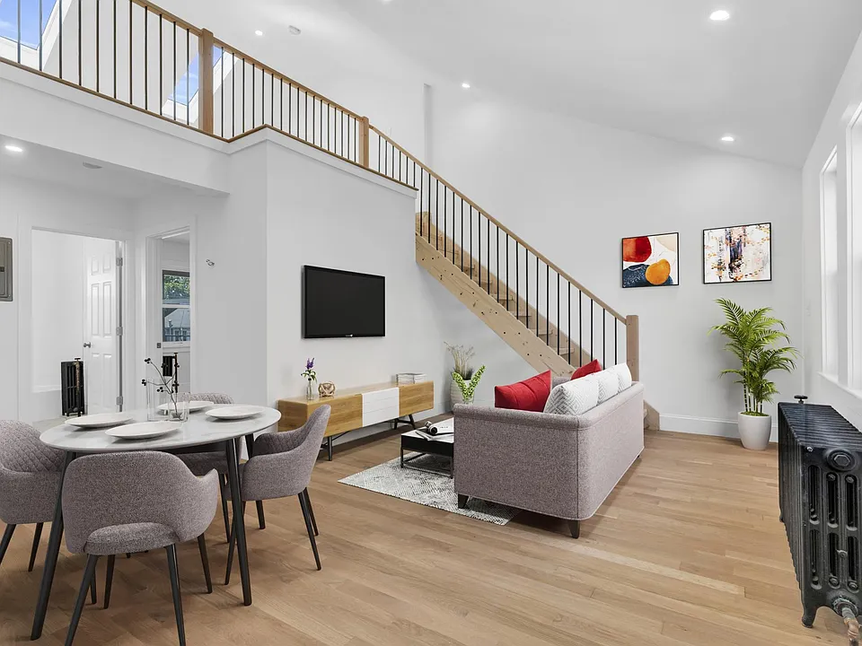 949 Hancock St #4