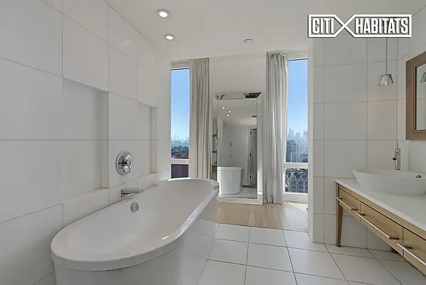 Sold by Citi Habitats | media 4