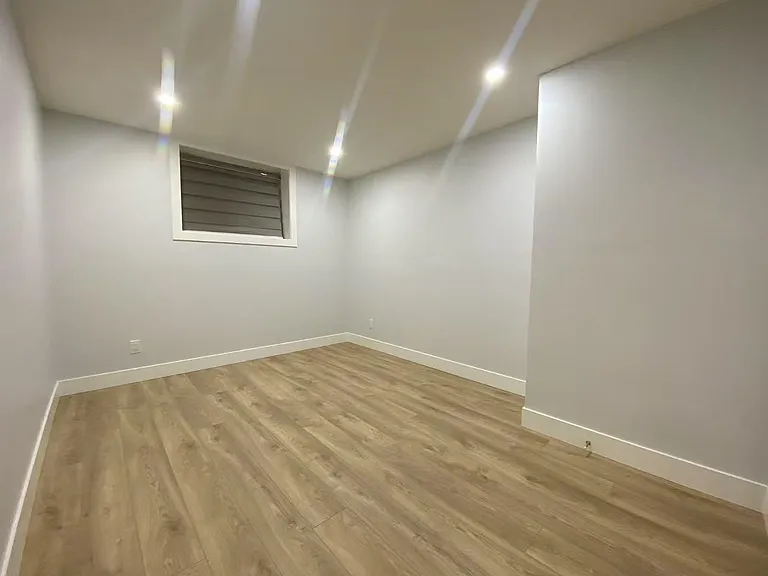 1421 Shay St — Photo 6