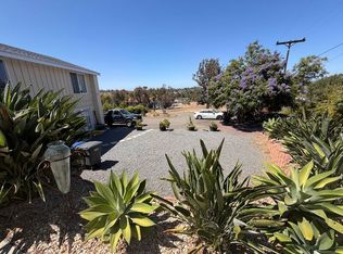 338 S Melrose Dr Unit 4, Vista, CA 92081