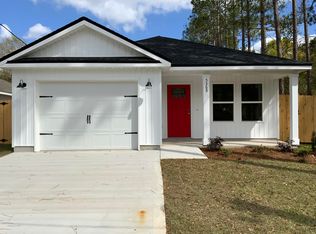 5369 Monterrey Rd, Crestview, FL 32539