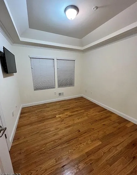 55 Hazelwood Ave — Photo 10