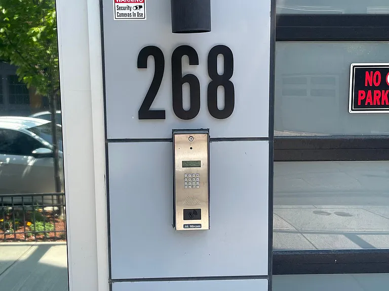 268 New York Ave #1D — Photo 3