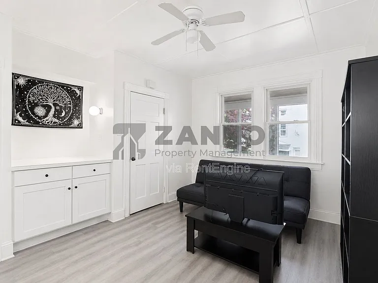 55 Potter St #2 — Photo 5