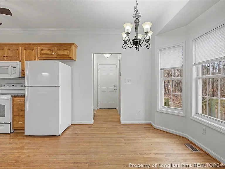 42 Lotus Ln — Photo 16