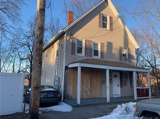 34 Lester St, Ansonia, CT 06401