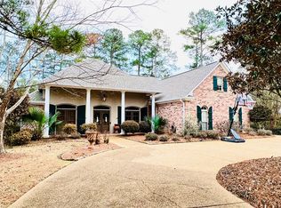 106 Redbud Dr, Brandon, MS 39047