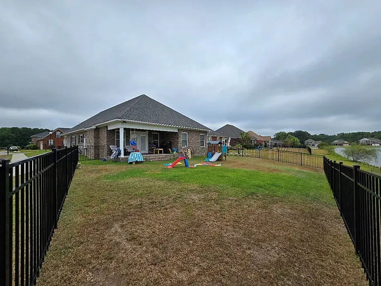 1780 Titanic Ct — Photo 39