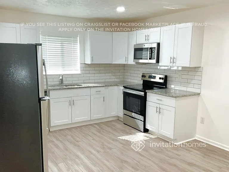2765 Westfield Trl — Photo 8