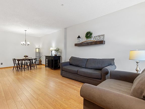 4th image of 1556 139th St #806