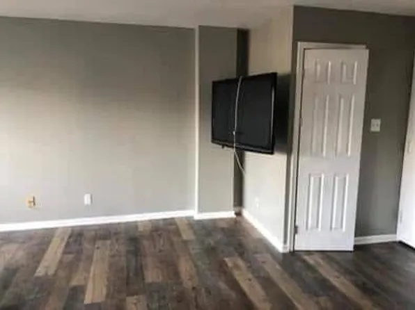 5340 Holmes Run Pkwy, Alexandria, VA