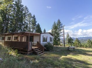 960 Benedict Rd, Winston, OR 97496