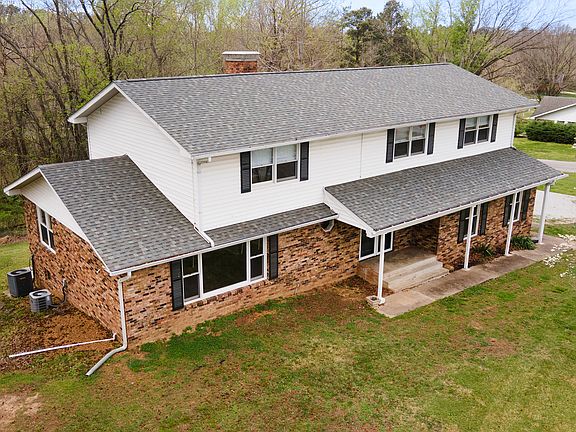 2nd image of 39 Butternut Hill Dr