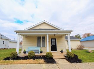 16 E North St, Rossville, IN 46065