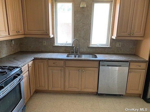 5th image of 8781 257th St