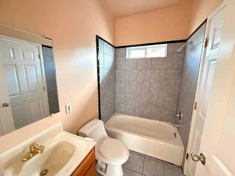 8027 Ney Ave — Photo 22