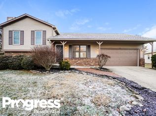 243 Hearthstone Dr, Delaware, OH